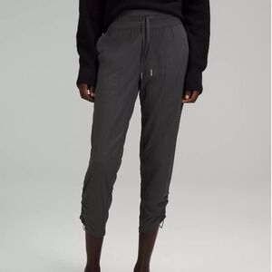 Lululemon Graphite Grey Dance Studio Mid-Rise Cropped Pant | Size 8